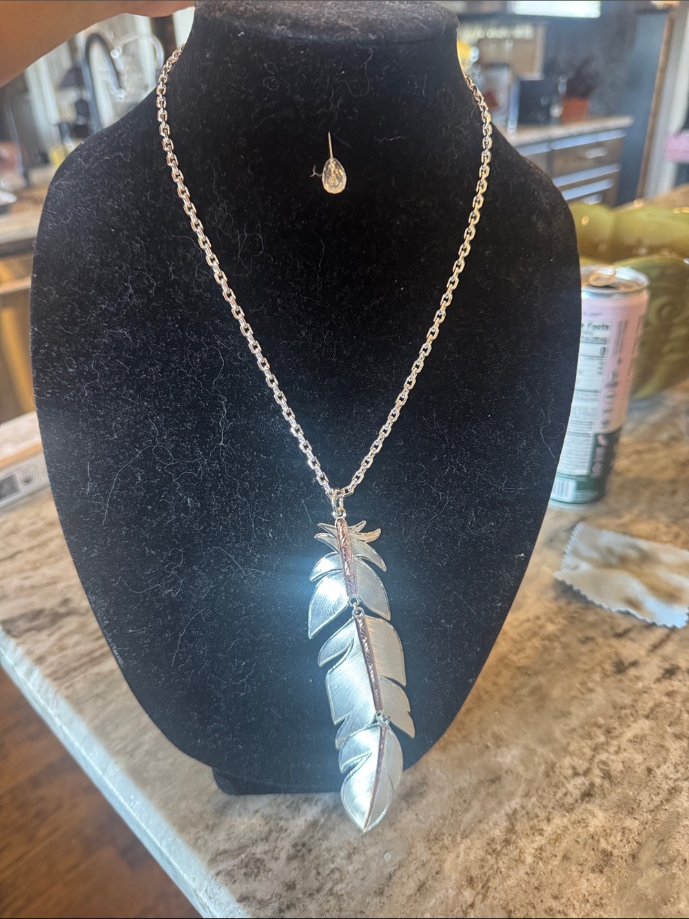 Montana Silversmiths Silver Feather Pendant Necklace